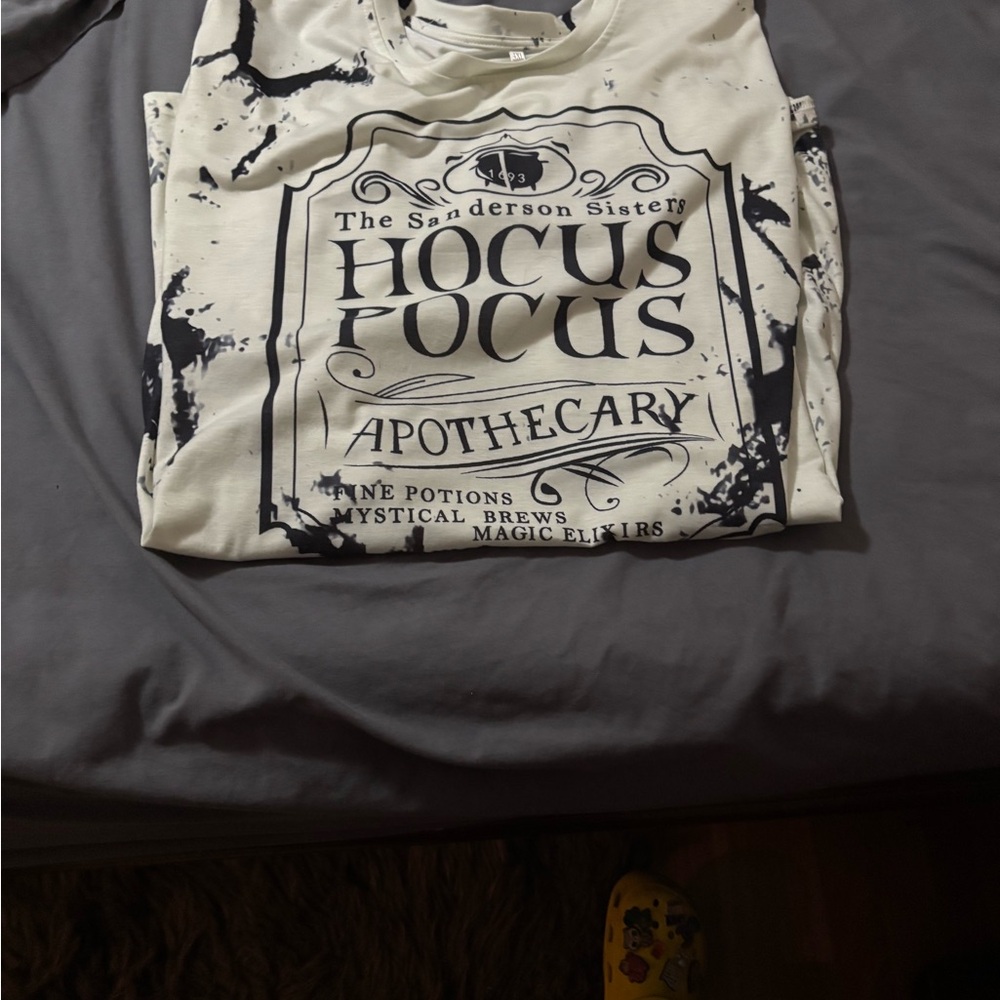 Hocus Pocus Graphic Tee - Black and White